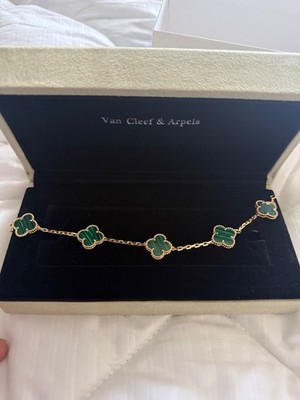 Authentic Van cleef and arpels clove bracelet