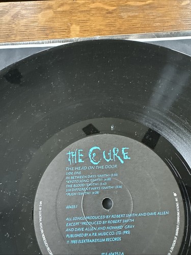 THE CURE-THE HEAD ON THE DOOR LP VINYL SRC ELECTRA 1985 EX NEAR MINT - Picture 11 of 14