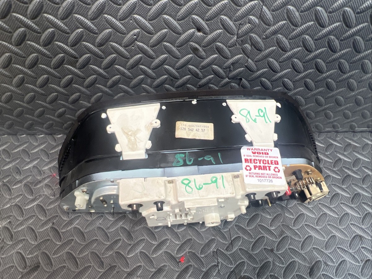 OEM 1986-1991 Mercedes W126 560SEL Speedometer Cluster OEM 1986-1991 Mercedes W126 560SEL Speedometer Cluster