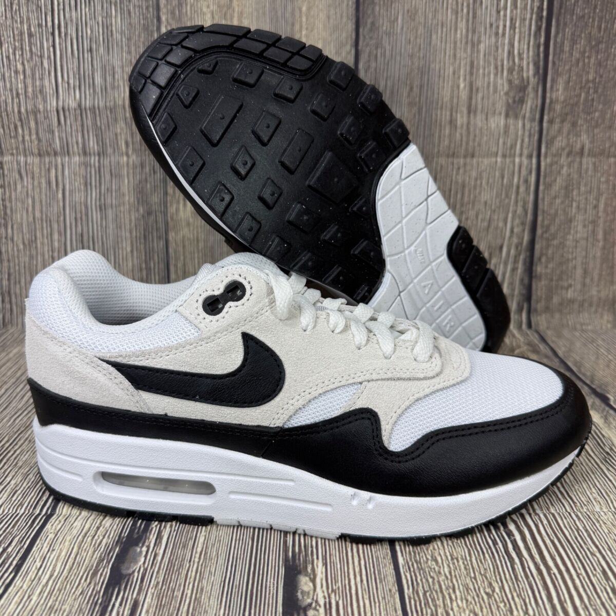 Size 15 - Nike Air Max 1 Essential White Black for sale Size 15 - Nike Air Max 1 Essential White Black for sale