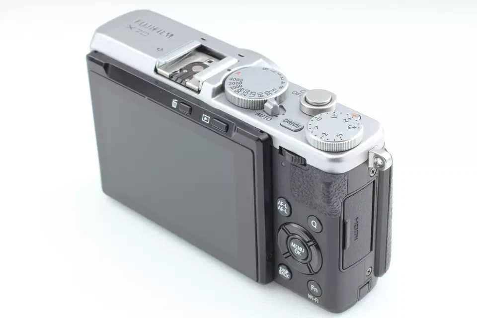 Fujifilm X70 16.3 MP Digital Camera - Silver | eBay