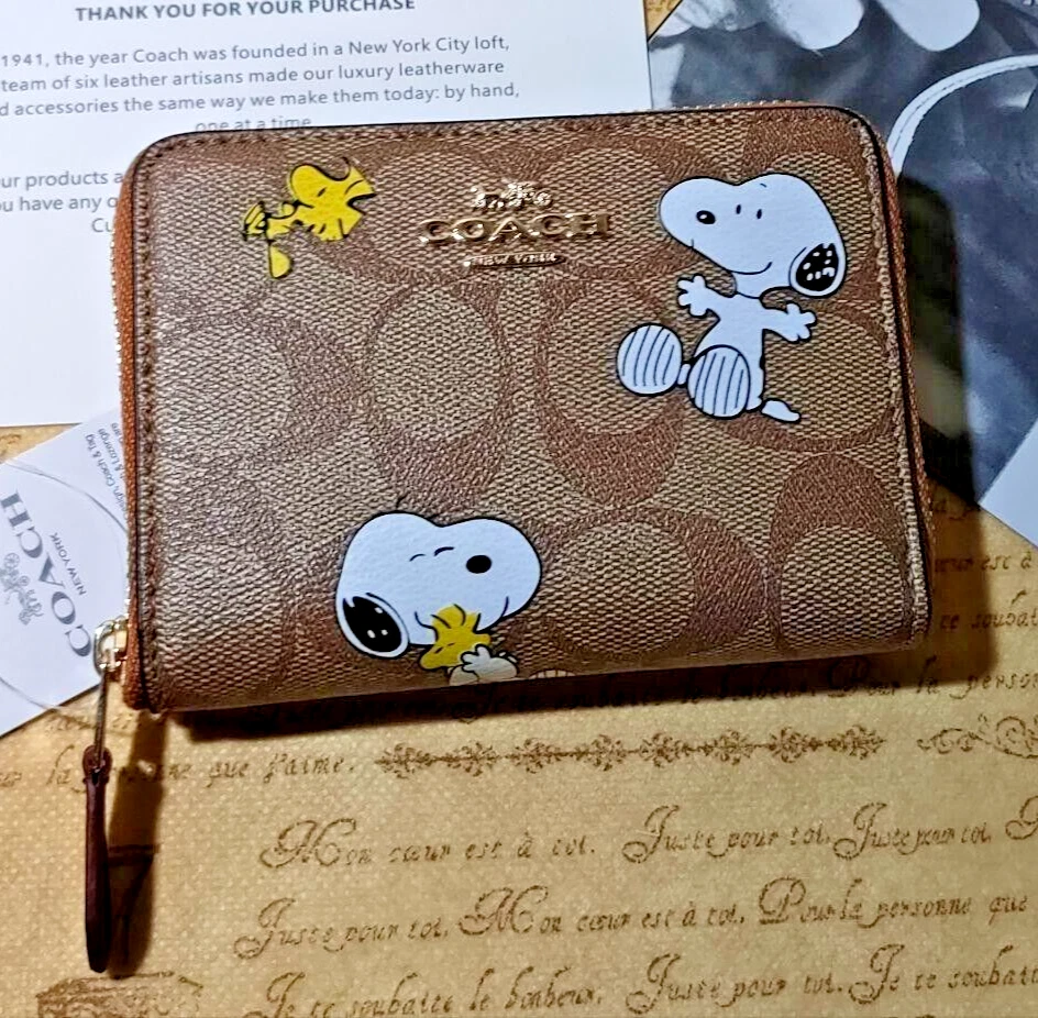 COACH x Peanuts Snoopy Woodstock Small Zip Around Wallet Signature