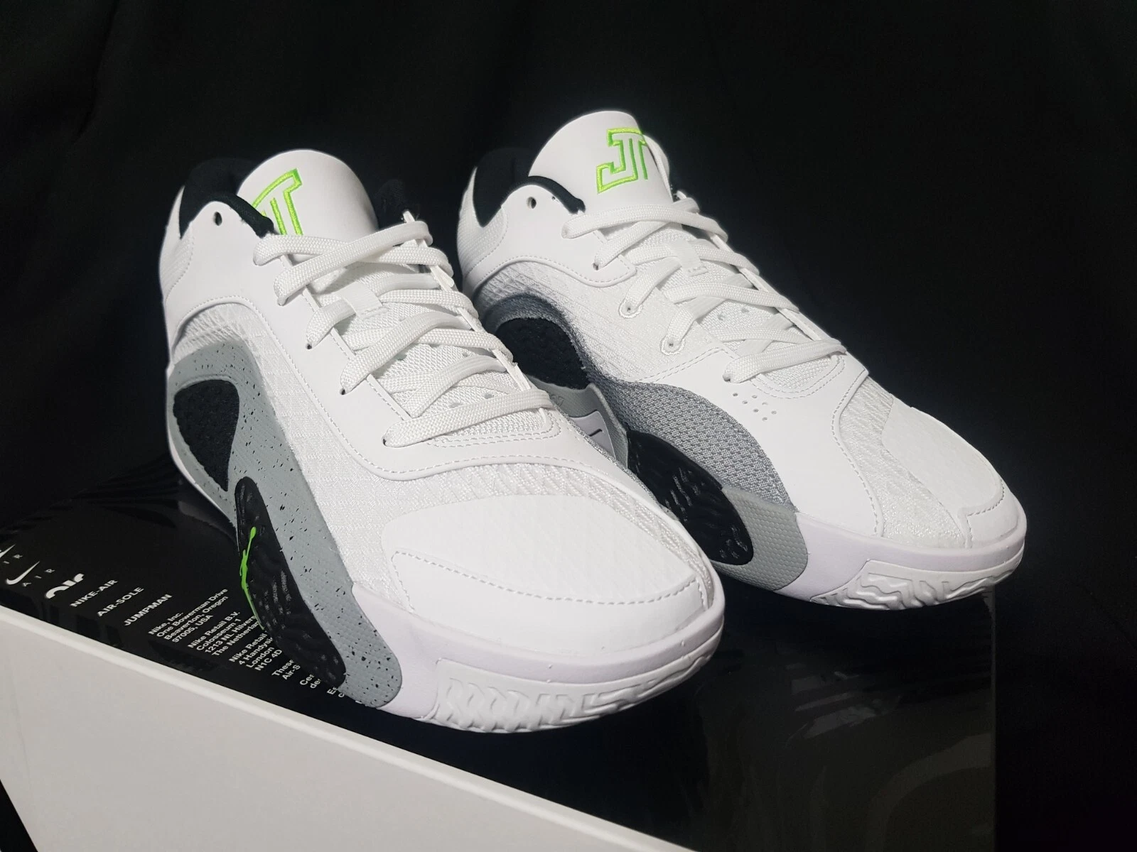 Scarpe da basket Nike Jordan Tatum 2 nuove scarpe da ginnastica taglia UK 9 EUR 44