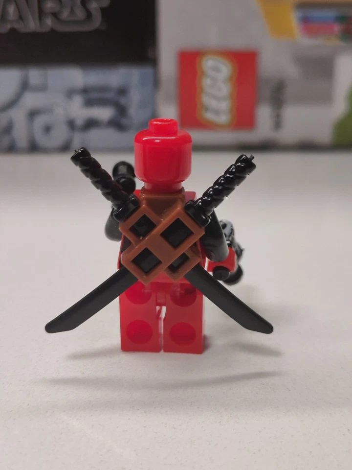 НОВАЯ минифигурка Marvel Super Heroes Deadpool Custom LEGO 6866 Chopper Showdown - Изображение 2 из 4