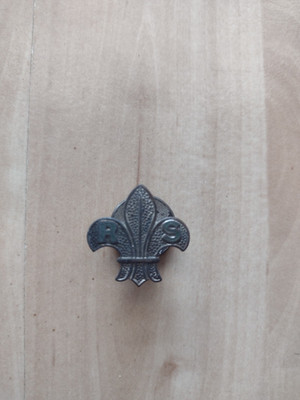 SELTENE VINTAGE EMAILLE ROVER SCOUT ABZEICHEN PIN ORIGINAL DESIGN MIT ''R S''