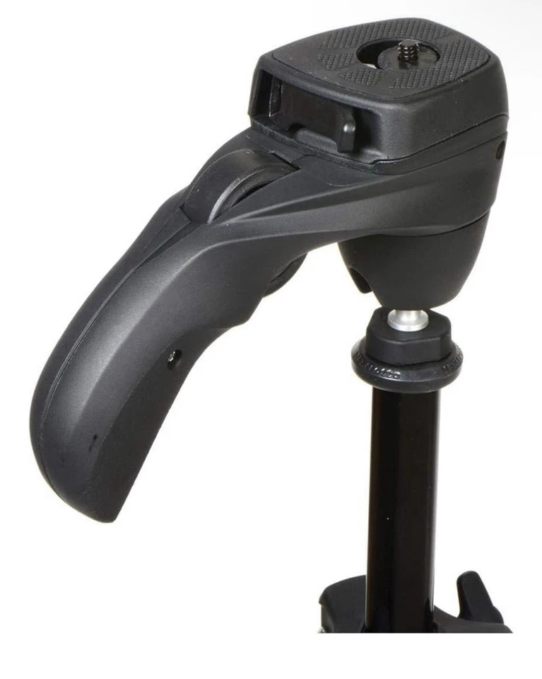 Manfrotto MKSCOMPACTACN-BK 61 inch Compact Action Smart Tripod With Phone Clamp - Image 4 of 4