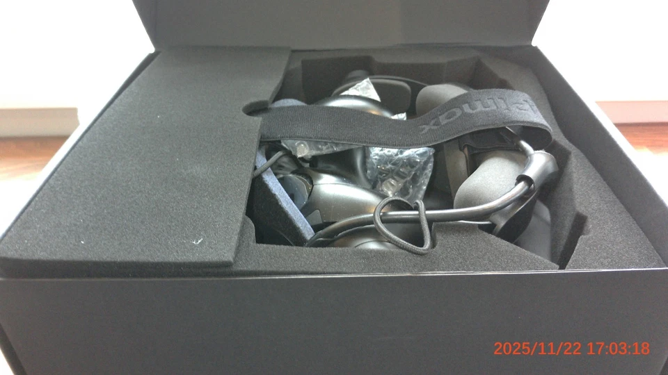 Pimax Crystal Light VR Headset  New & Boxed  Ultra-Sharp 2880×2880 Per Eye  - Image 4 of 4