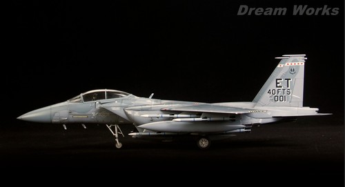 Galardonado Construido 1/72 USAF Boeing F-15EX Eagle II (EX-1) +4x Juego de Armas - Imagen 19 de 23