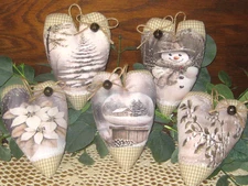 Rustic Christmas Farmhouse 5 Assorted Appliqued Hearts Ornaments Vintage Look