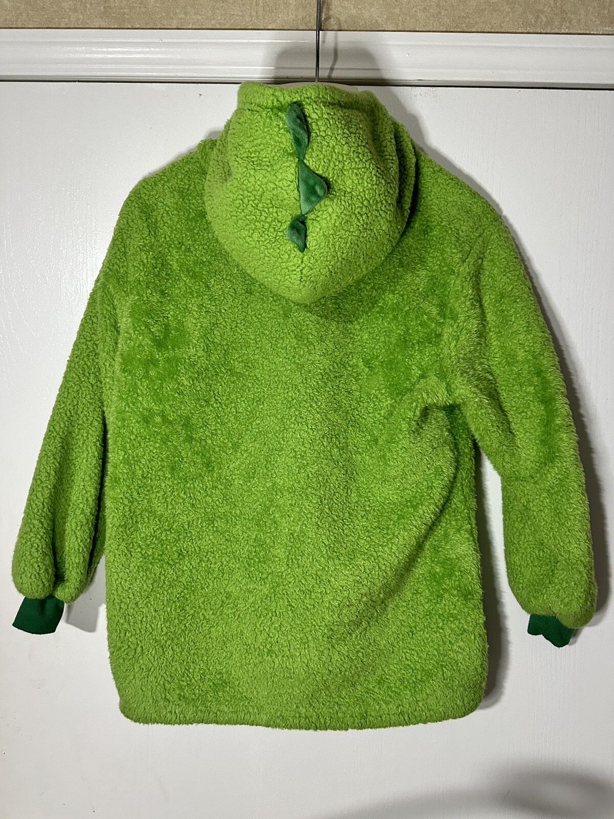 Picture 4 of 8