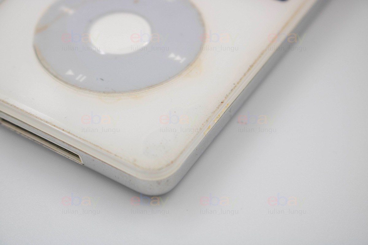 Apple iPod 5th Generation (Enhanced) 30GB – White - Model A1136