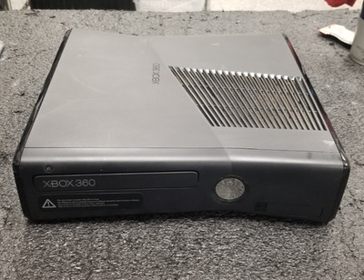 Microsoft Xbox 360 S Console : 1439 : 250GB : Tested & Works