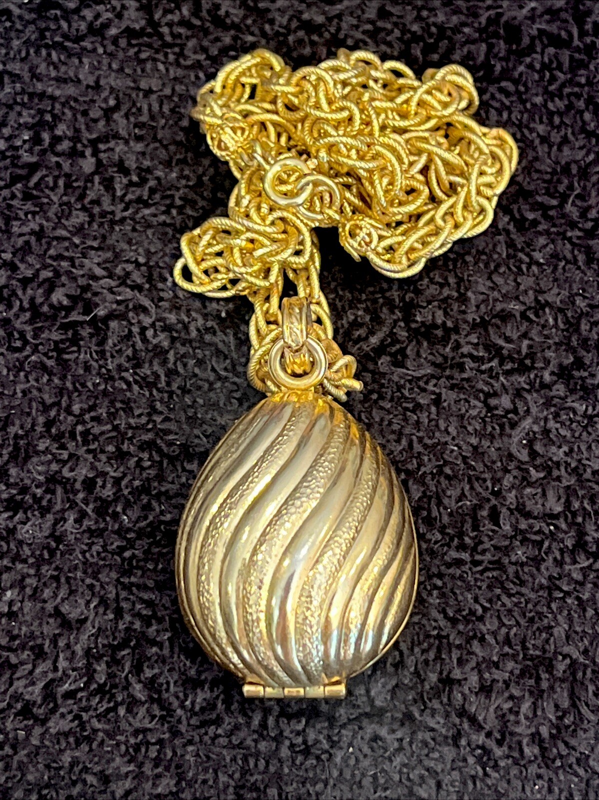 AVON Golden Charmer SOLID PERFUME Locket Necklace… - image 1