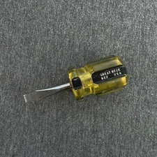 Vintage Great Neck Stubby Screwdriver Flathead G22 Made In USA