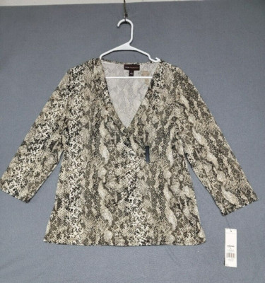 NWT~DANA BUCHMAN Women's LARGE Snake Skin Print 3/4 Sleeve V-Neck Blouse SPOT
