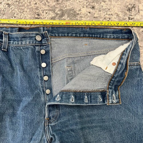 Jeans de mezclilla vintage Levis 501xx con botones talla 38 x 32 azul - Imagen 6 de 10