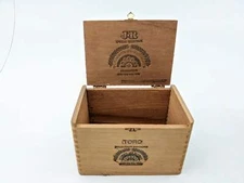 JR Special Selection Ultimate Toro Seleccion Suprema Maduro Wooden Cigar Box