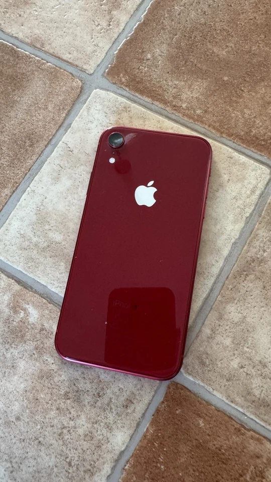 Apple iPhone XR - 64GB - Product Red - Immagine 2 di 4