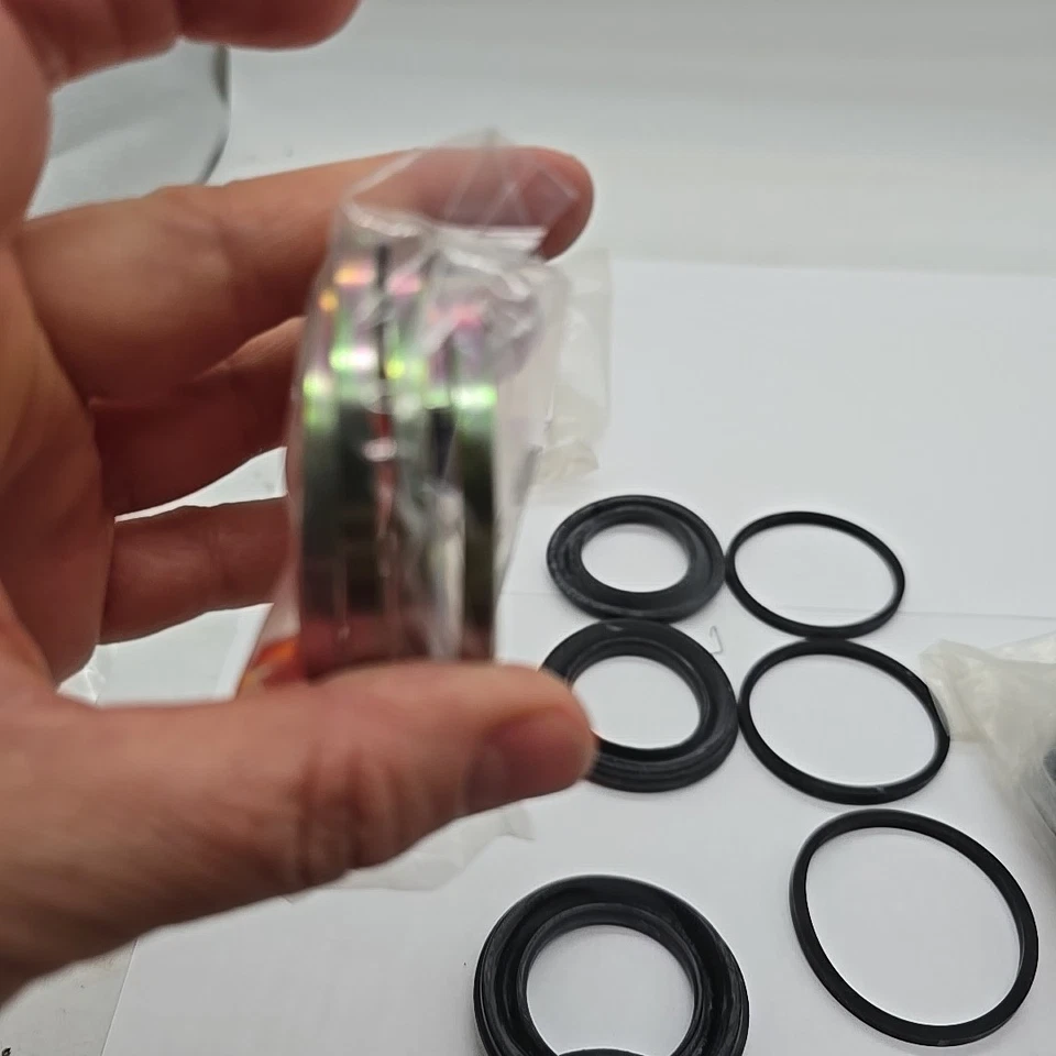 2 комплекта для ремонта тормозных суппортов подходят для Datsun B110 310 F10 L76-4051 Япония - Изображение 4 из 4