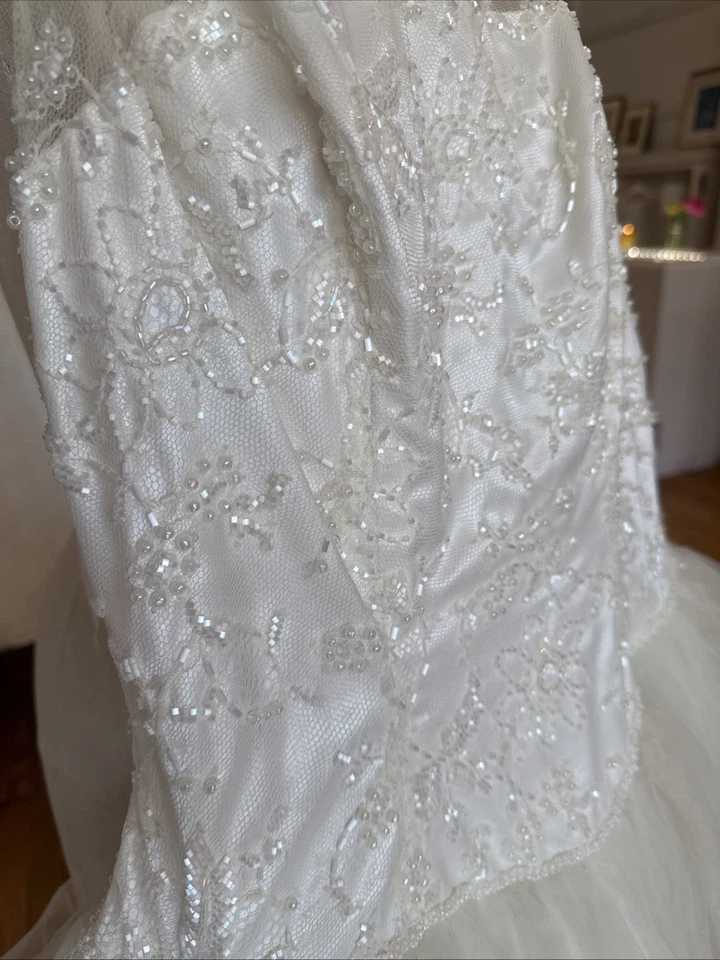 Vestido de Boda Marfil Talla 12 De Colección Morilee Cuentas Pesadas, Falda Completa de Tul Foto 3 de 4