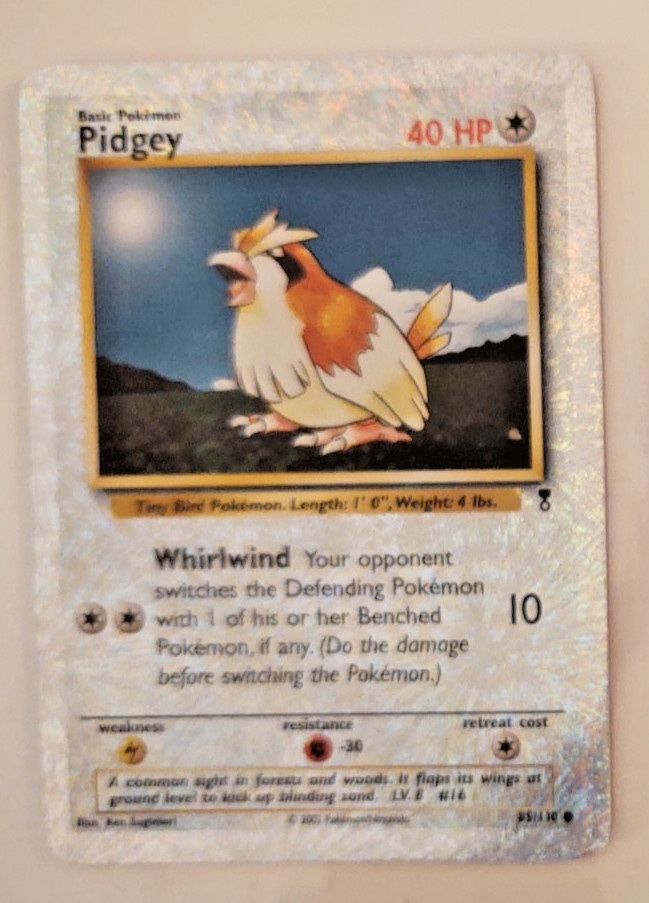 2002 Pokemon Legendary Collection Pidgey Reverse Holo #85/110 NM condition