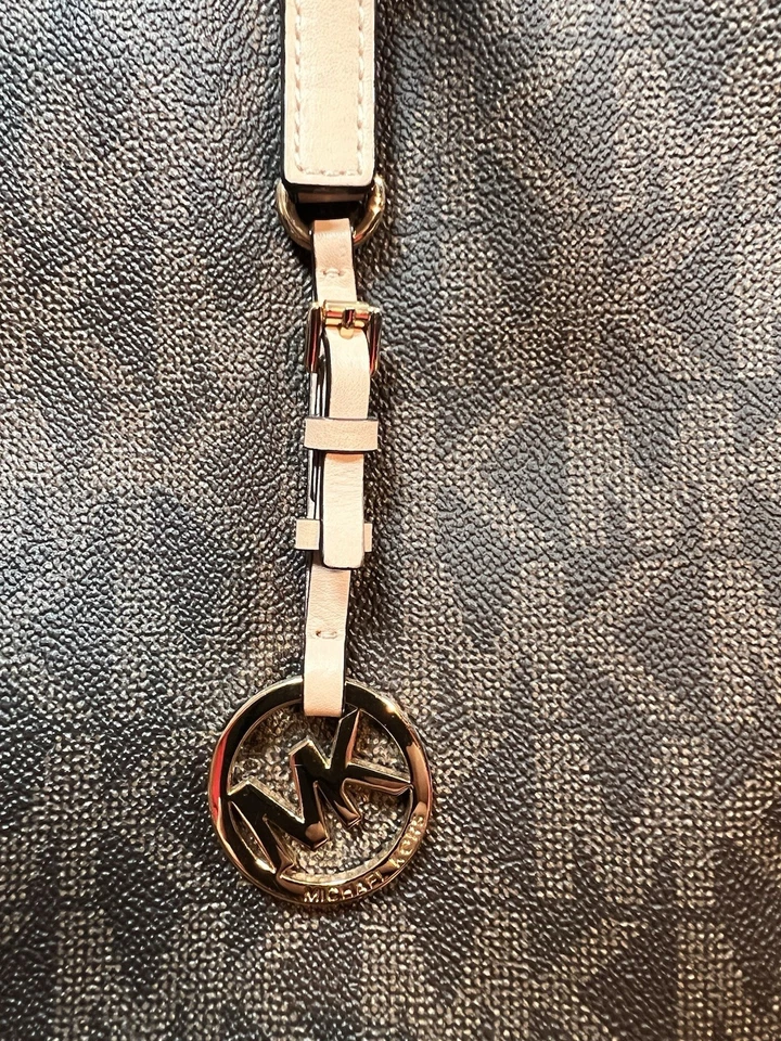 Michael Kors Jet Set Travel Damentasche - Braun (35S0GTVT1V) original, Foto 2 von 5