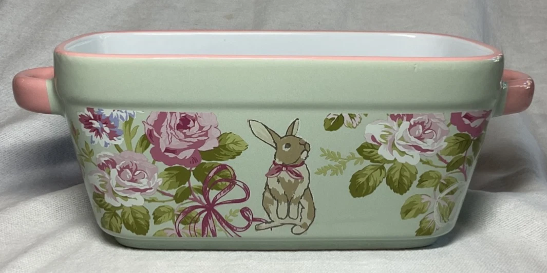 Laura Ashley Loaf Pan Easter Bunny Floral Ceramic Baking Dish BLUE 5 X 12 NWT
Opens in a new window