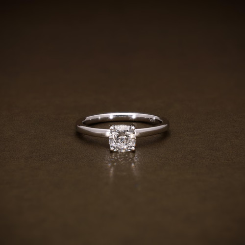 1CT Solitaire Ring Cushion Cut Lab Grown Diamond & 10KT White Gold FG VVS-VS 