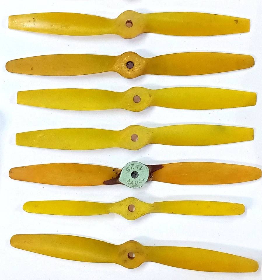 Vintage RC Airplane Tornado Prop Propellers, 20 Yellow, Grish & 1st Master Mold - Image 2 of 4