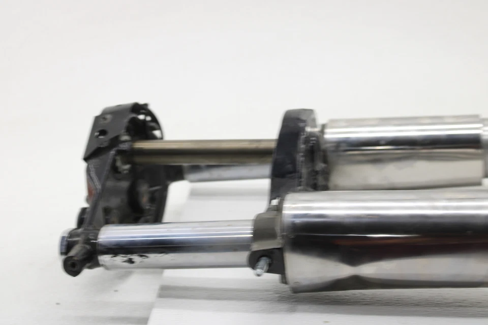 Deslizante de horquilla delantera izquierda y derecha Harley Davidson Road King 09-13 Foto 2 de 4