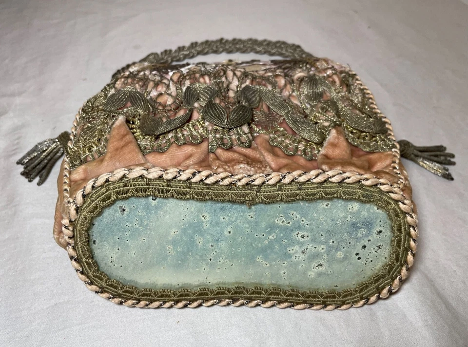 Antiguo bolso de mano de seda con asas victoriano hecho a mano francés de 1800 Foto 2 de 4