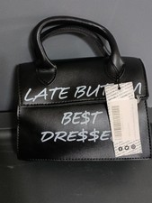Boohoo Women's Late But Best Dressed Slogan" cross-body bag