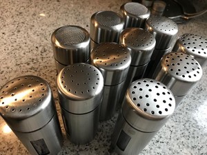 11 Gewürzdosen aus Edelstahl 12,5 cm hoch, mit Hängegestell | eBay