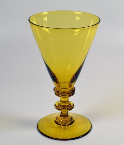 Bellissimo bicchiere da vino vintage ambra uranio di alta qualità alto 152 mm - Foto 2 di 5