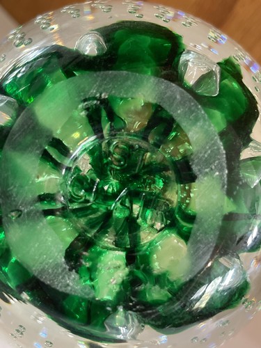 Joe St Clair Paperweight - Apple Shape - Controlled Bubbles - Picture 6 of 8