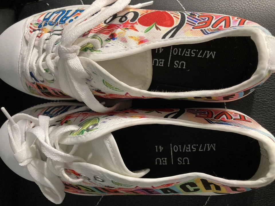 Zapatos blancos de caña baja para profesor de música. Hermoso diseño! Hombre Talla 7.5. Mujer Talla 10. Foto 3 de 4