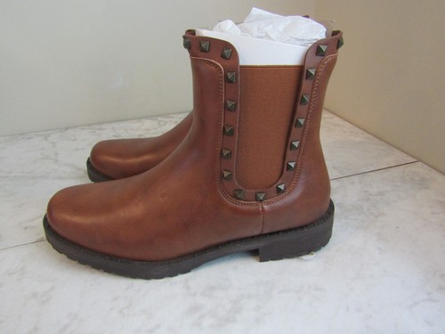 NIB Olivia Miller Belle Studded Chelsea Bootie Brown Women's Shoes Size 8 M - Picture 2 of 7