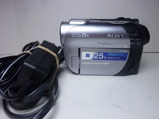 Mint Sony Handycam DCR-DVD308 Sony DVD Camcorder Video CAMERA  ONLY - TESTED!