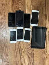    Lot of 8 Apple iPhone 5 6 And iPad Mini