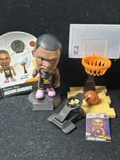 Zuru Mini Brands NBA Ballers KEVIN DURANT NEW w/ Hoop Launcher Ball Card