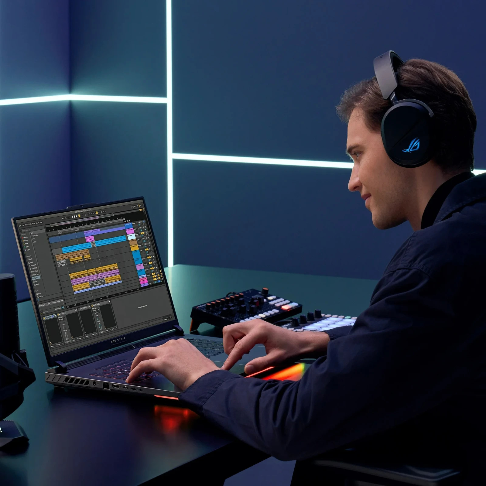 ASUS ROG Strix G18 R9-9955HX 2560×1600 G814FP-WS96 (OPEN SEAL) 11