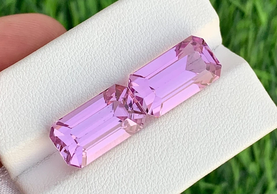 Натуральный розовый грушевидный драгоценный камень кунцит 22,75 карата россыпью из Афганистана 2 штуки - Изображение 3 из 4