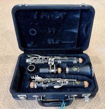 Gemeinhardt student clarinet - Lightly Used - One Year of Middle School Band