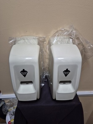 Tough Guy - 800ml Soap Dispenser -  Push Style - White - Lot of 4 - Mfr # 1XHJ1