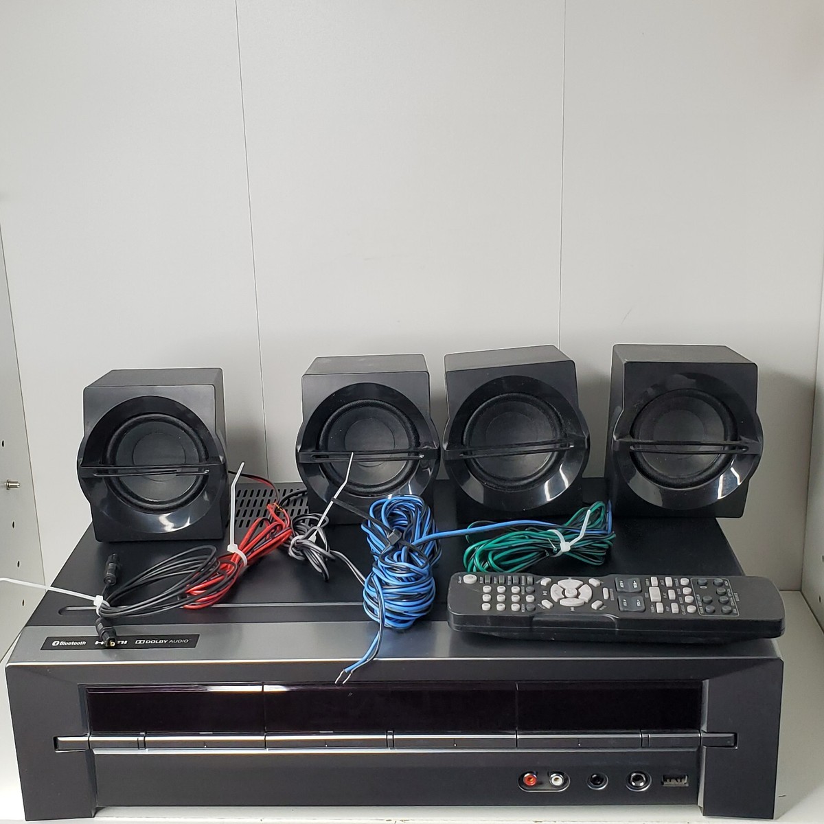 Blackweb BWA18SB003 Bluetooth Home Theater Receiver Speakers Remote Set  Tested