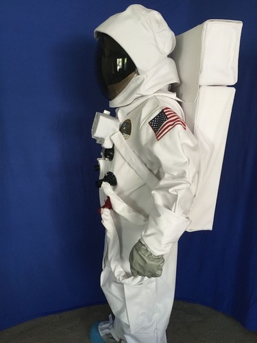 HUGE $150 PRICE REDUCTION!!!! REPLICA NASA APOLLO SPACE SUIT - Picture 6 of 9