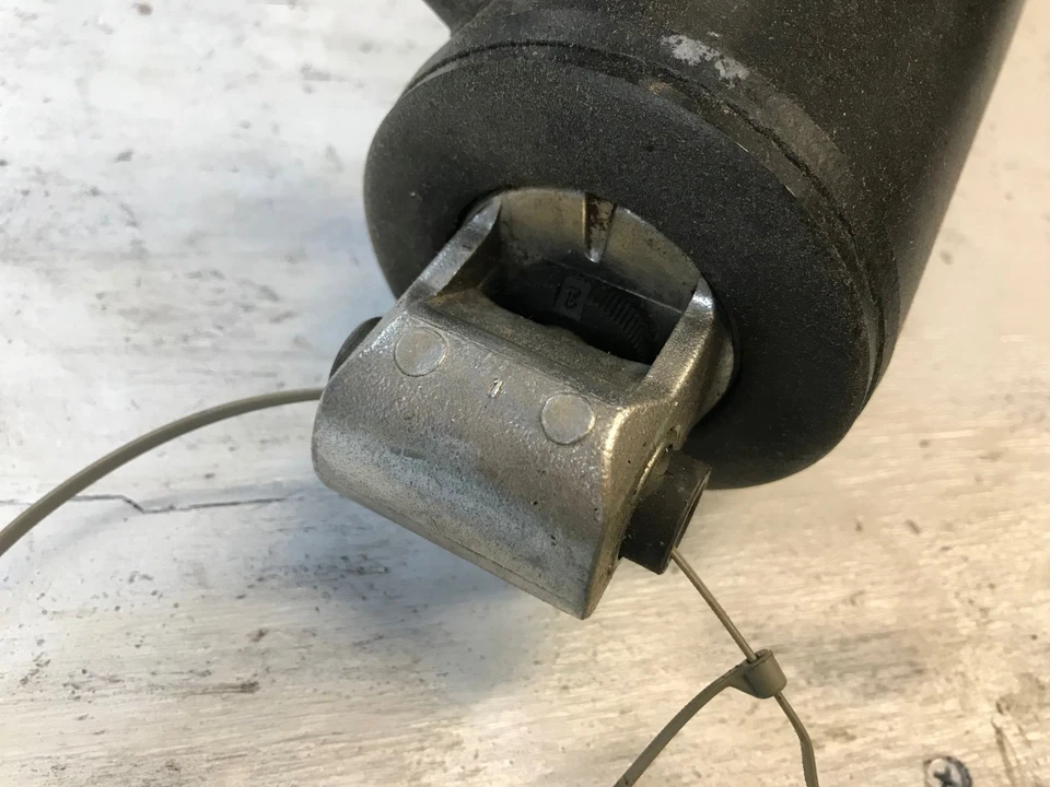 Amortiguador de aire trasero 83 honda v45 vf750 saber Foto 3 de 4