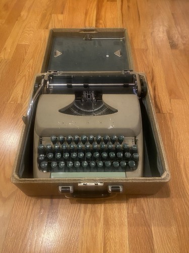Vintage Sears Tower Quiet Tabulator Green Portable Typewriter with Case - 1960s