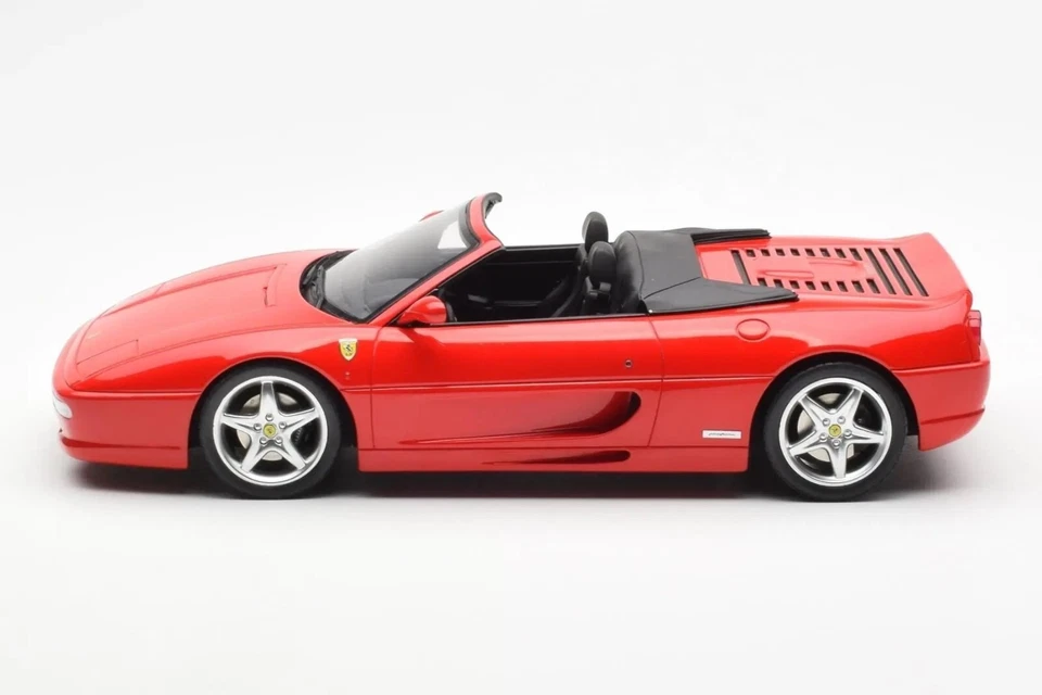 1994 FERRARI F355 SPIDER ROSSO CORSA 1:18 SCALE BY GT-SPIRIT GT453 - Image 4 of 4