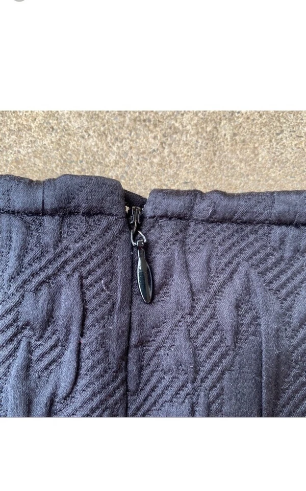 Saia Armani Collezioni floral de lã de seda tamanho 2 - Imagem 4 de 4